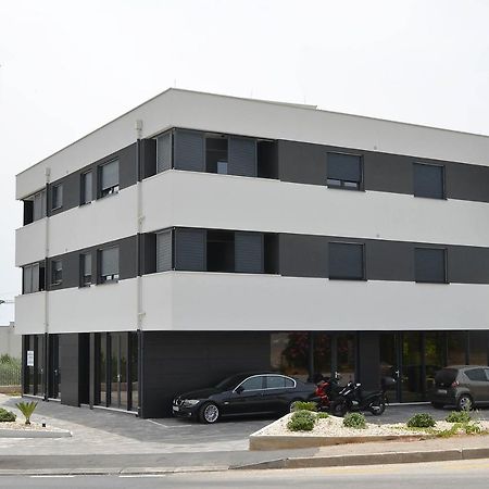 Apartment Laura Zadar Exteriör bild